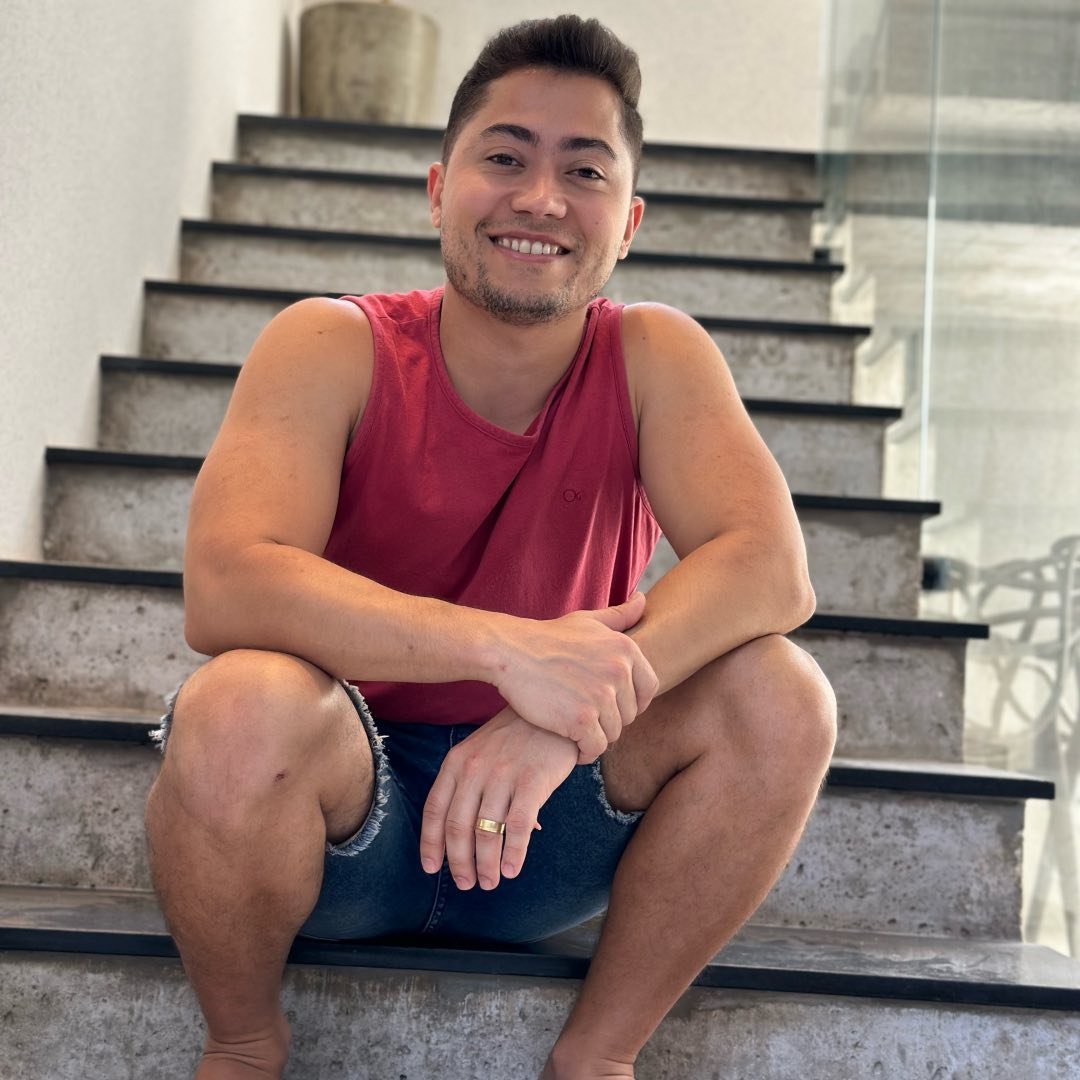avatar img